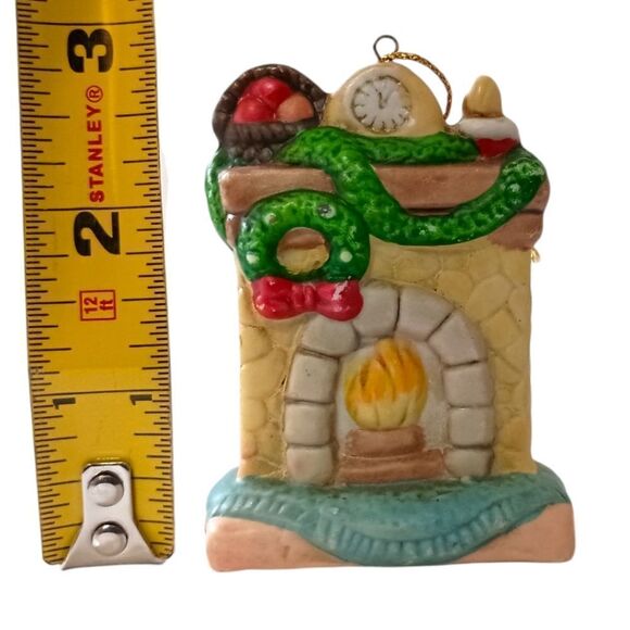 Fireplace Christmas Ornament Ceramic Bisque Porcelain Painted Vtg 80s Holiday. - Picture 2 of 13